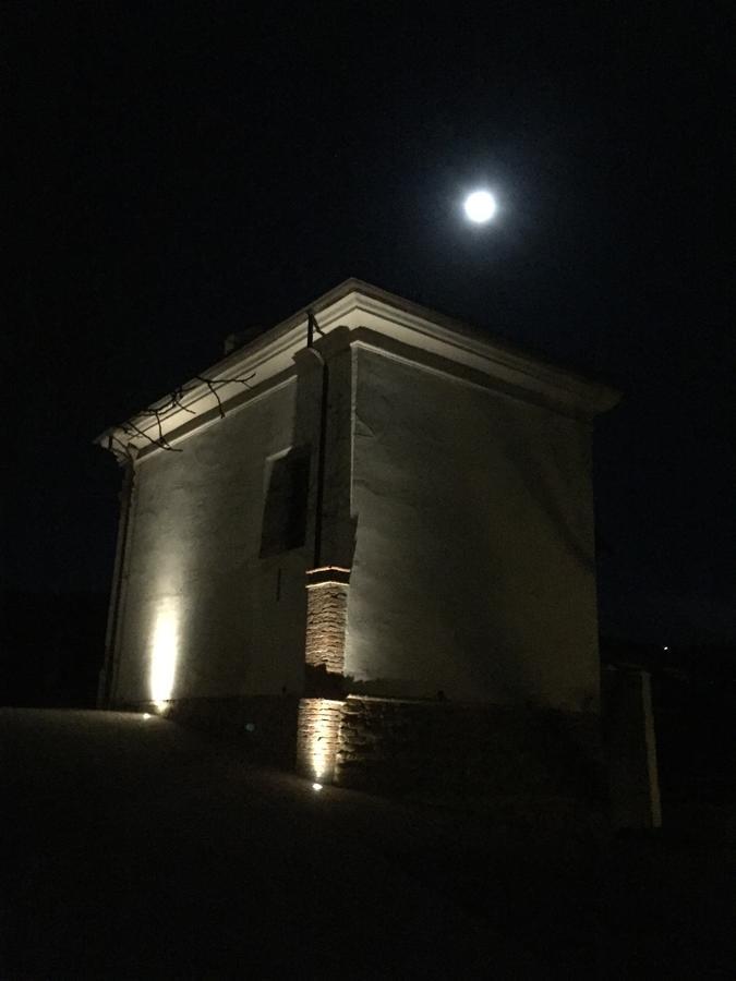 Cascina Baresane Bed & Breakfast Alba  Luaran gambar