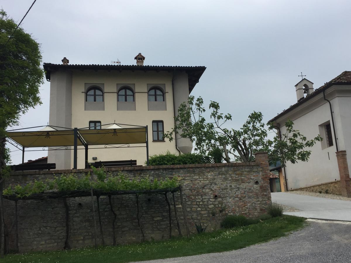 Cascina Baresane Bed & Breakfast Alba  Luaran gambar