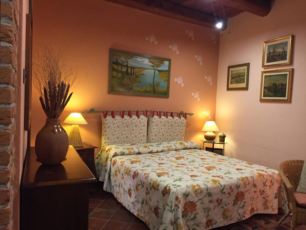 Cascina Baresane Bed & Breakfast Alba  Luaran gambar