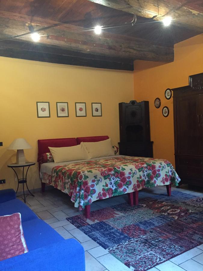 Cascina Baresane Bed & Breakfast Alba  Luaran gambar