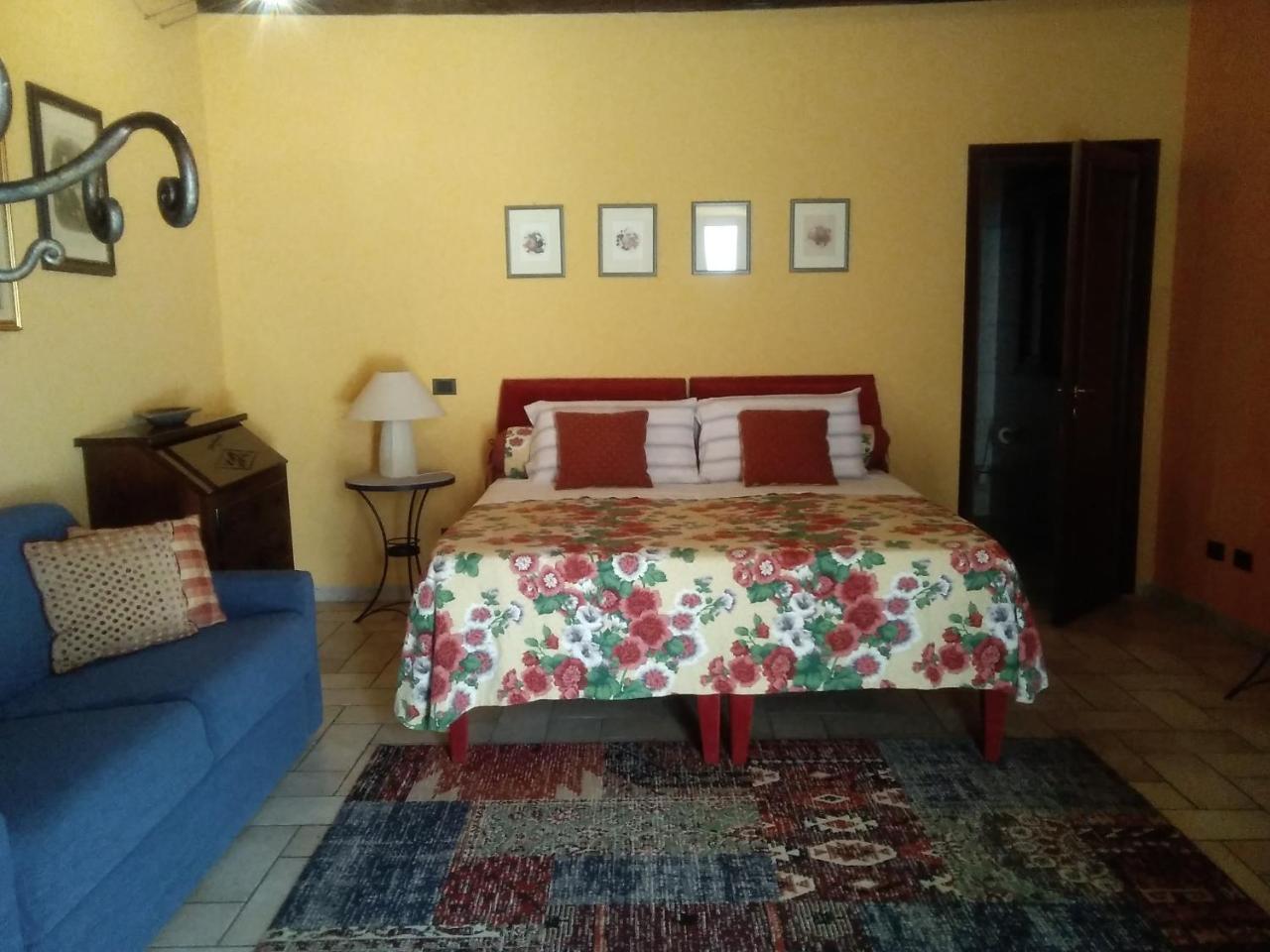 Cascina Baresane Bed & Breakfast Alba  Luaran gambar